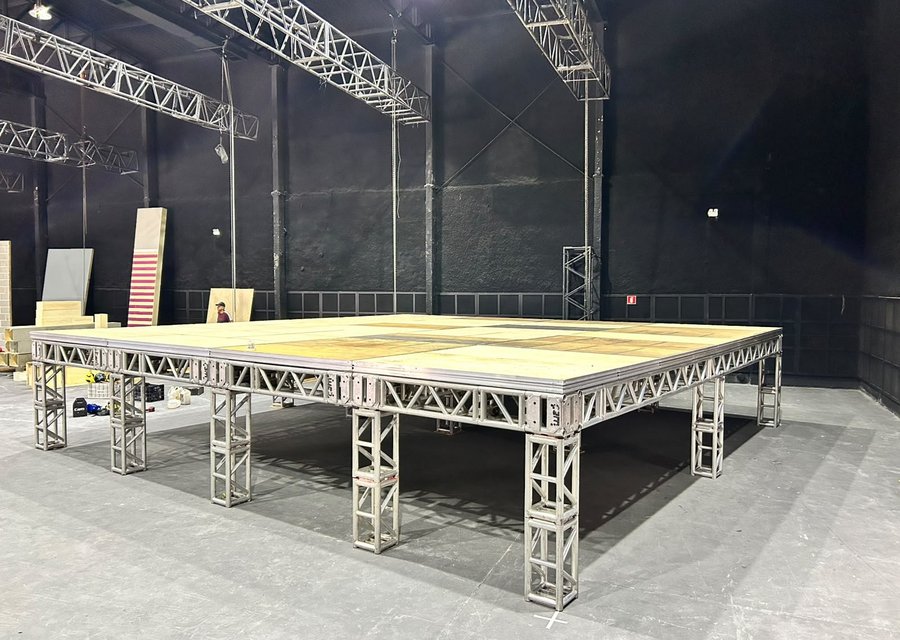 Estrutura de palco e truss